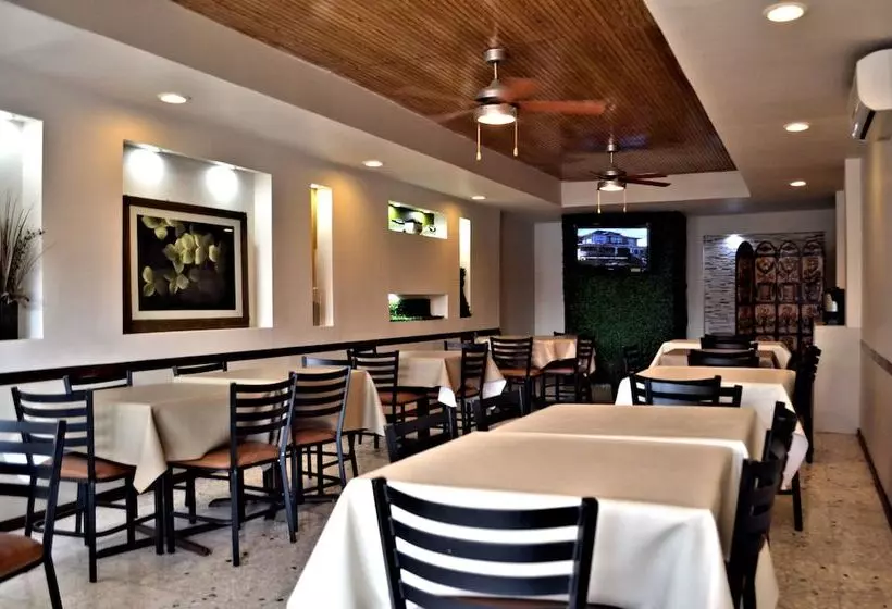 هتل Royal Inn