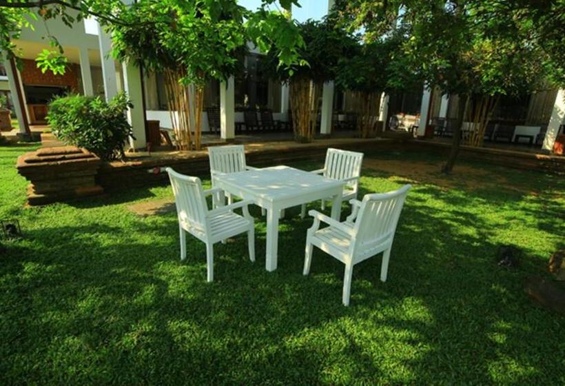 فندق Ruins Chaaya