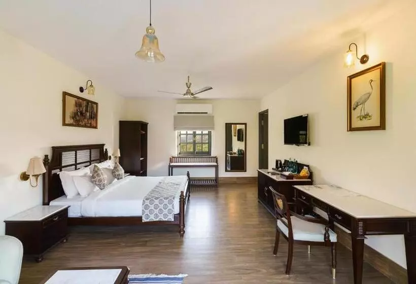 هتل Anandam   Jacuzzi & Private Pool Villas In Udaipur