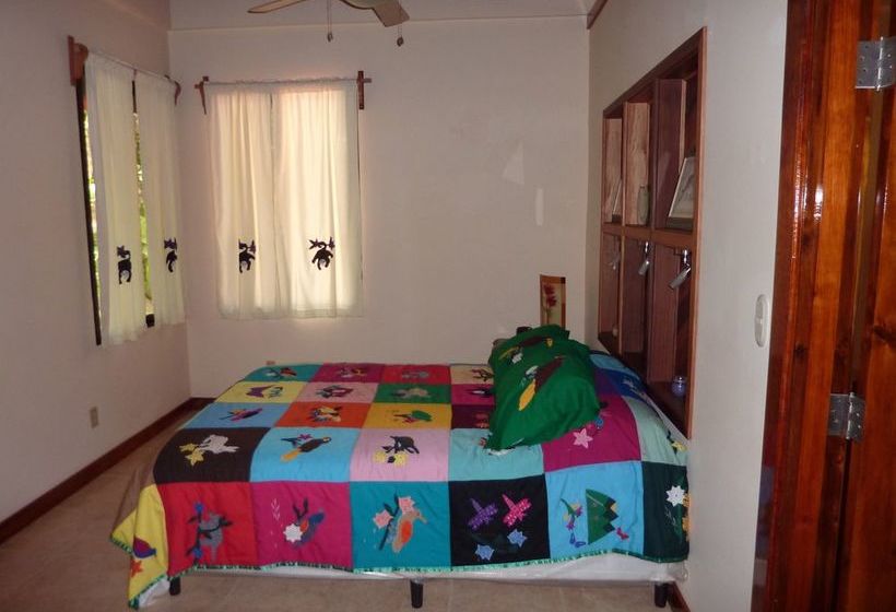 هتل Villas Pico Bonito