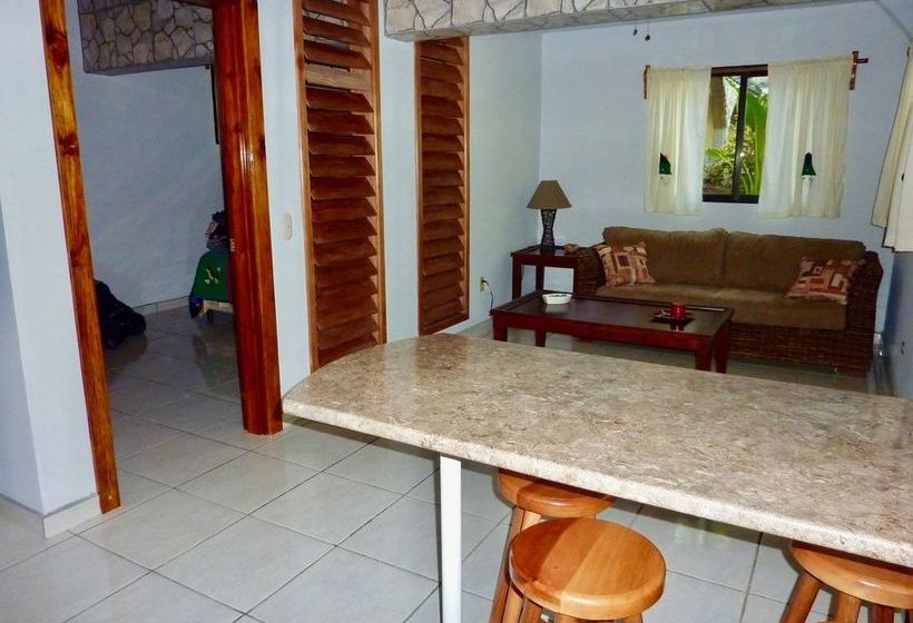 هتل Villas Pico Bonito