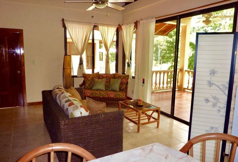 هتل Villas Pico Bonito