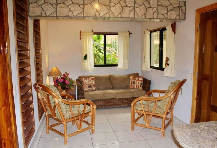 هتل Villas Pico Bonito