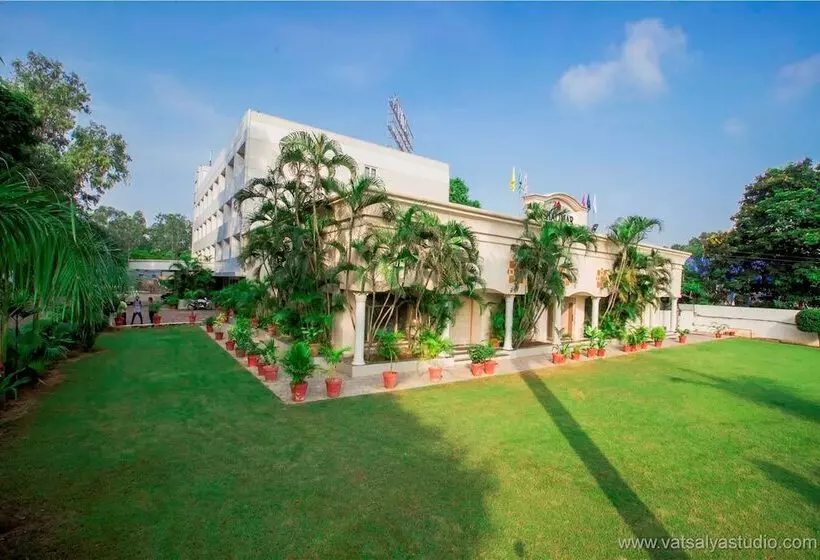 ホテル Vits Shalimar Ankleshwar