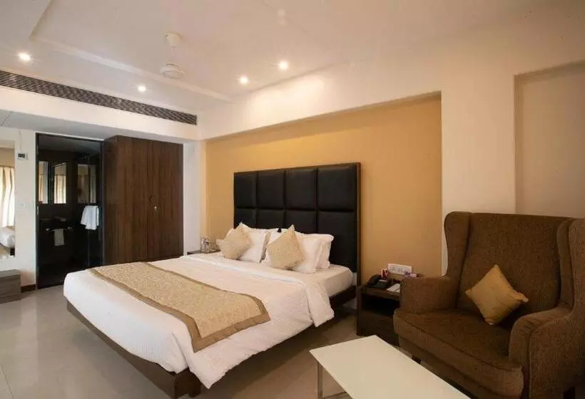 ホテル Vits Shalimar Ankleshwar
