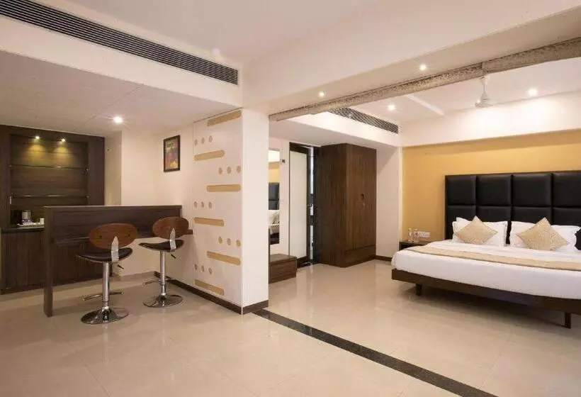 ホテル Vits Shalimar Ankleshwar