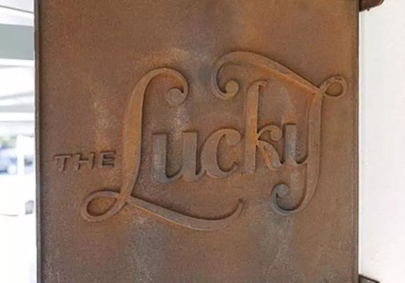 مُتل The Lucky