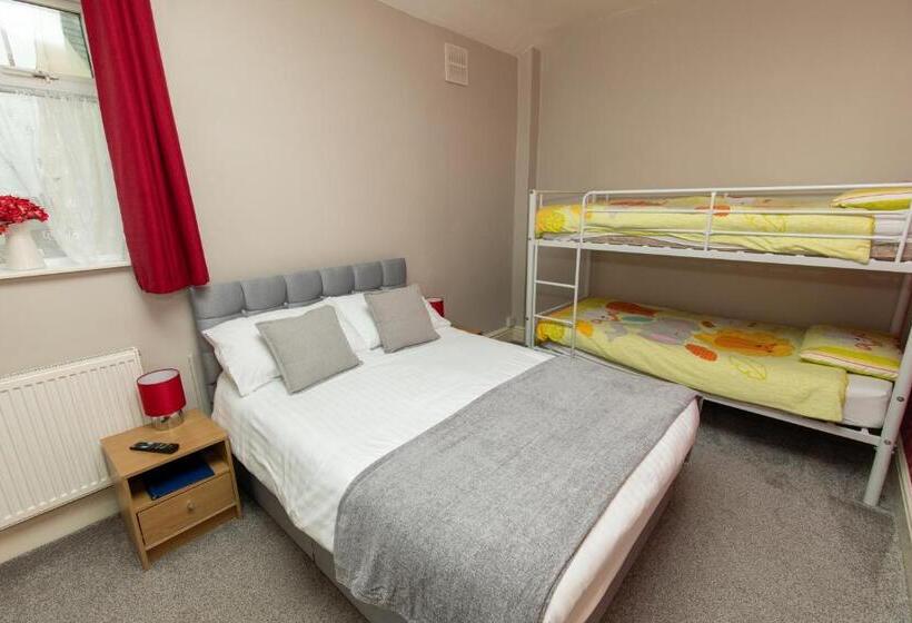 ペンション California Guest House