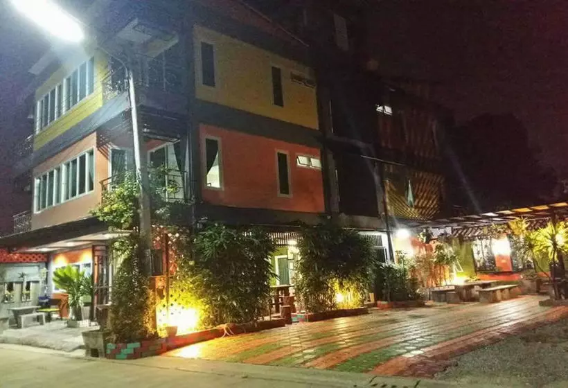 پانسیون Raiwin Place