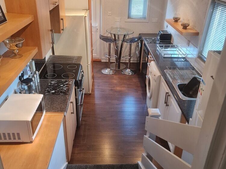 Robert The Bruce Apartment