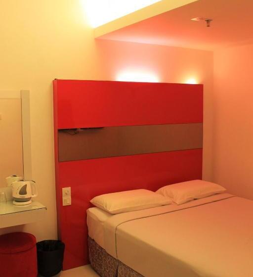 Time Hotel Kuchai Lama