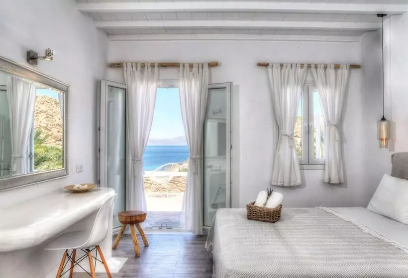 Aelia Mykonos