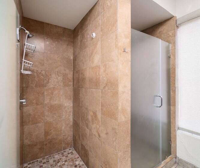 Samesun Hollywood Hotel & Hostel