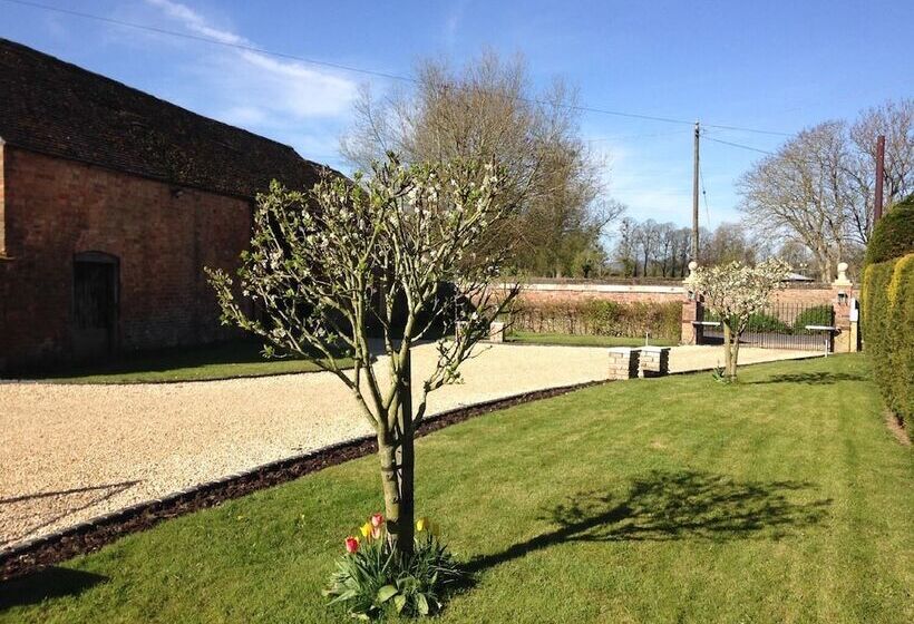 Bed and Breakfast Saul Farm