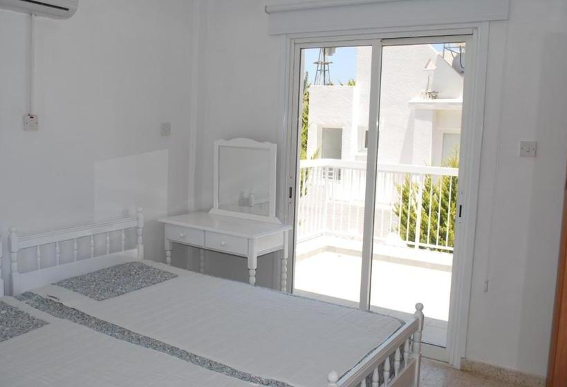 Flisvos Beach Apartments