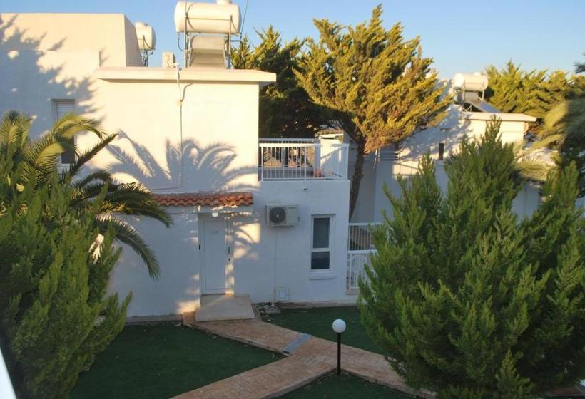 Flisvos Beach Apartments