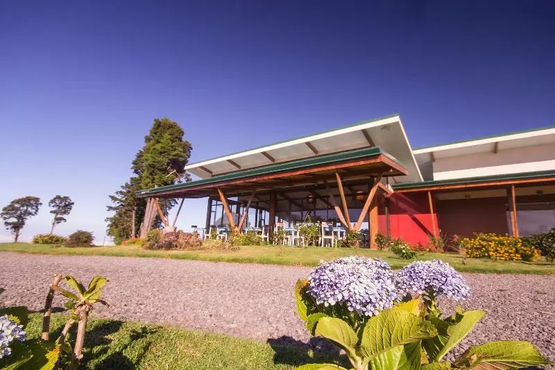 簡易ホテル Chayote Lodge
