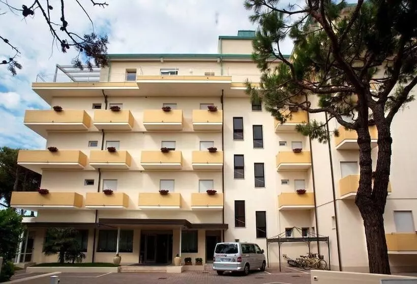 Aparthotel La Pineta