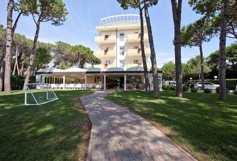 Aparthotel La Pineta