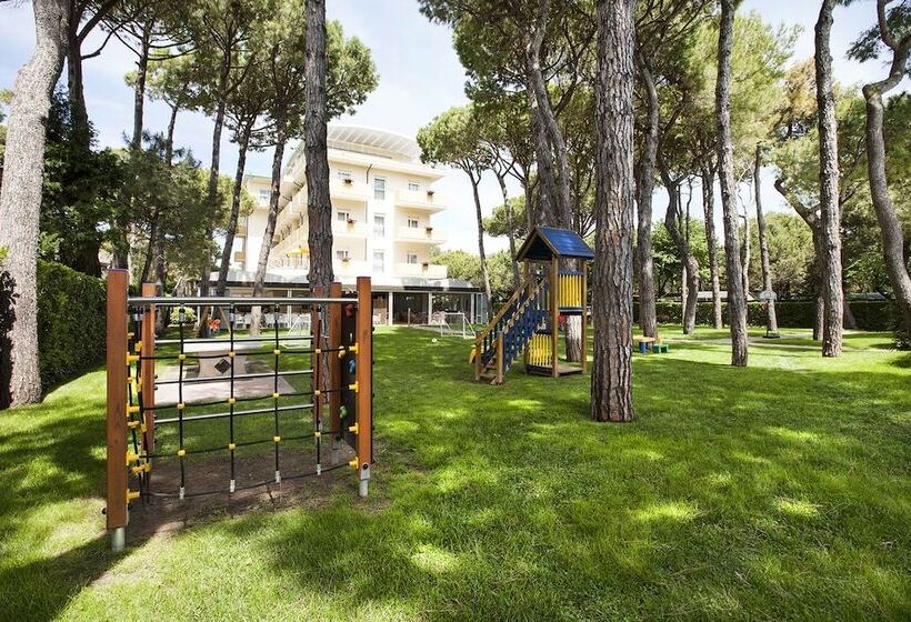 Aparthotel La Pineta