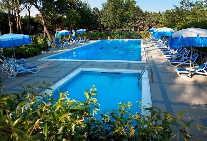 Aparthotel La Pineta