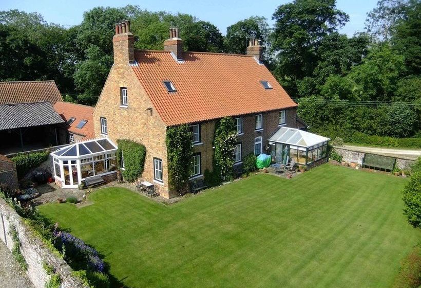 בית מלון כפרי Dale Farm Campground