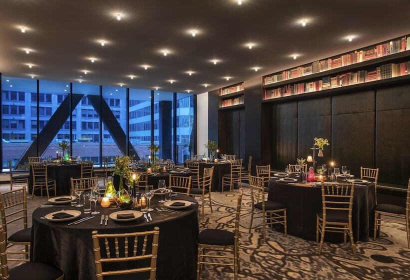 ホテル Emc2, Autograph Collection