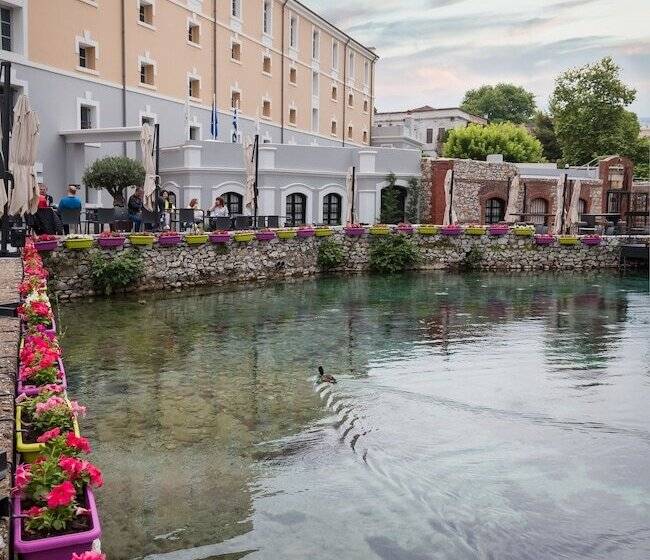 ホテル Hydrama Grand