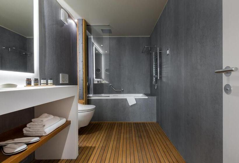 ホテル Hydrama Grand