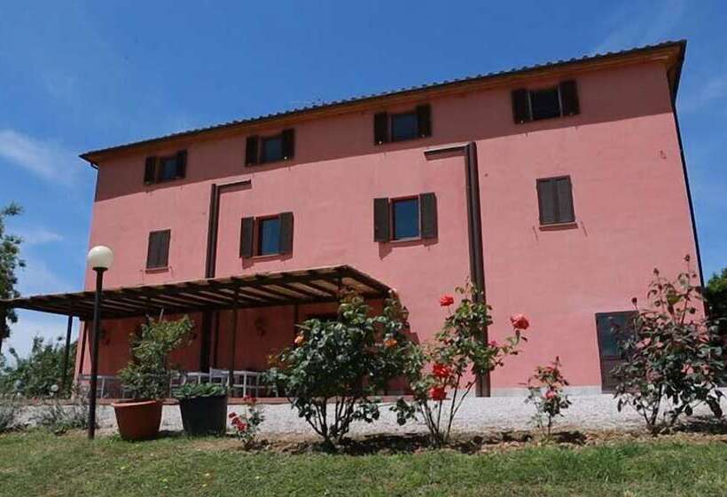 בית מלון כפרי Relais Santa Genoveffa