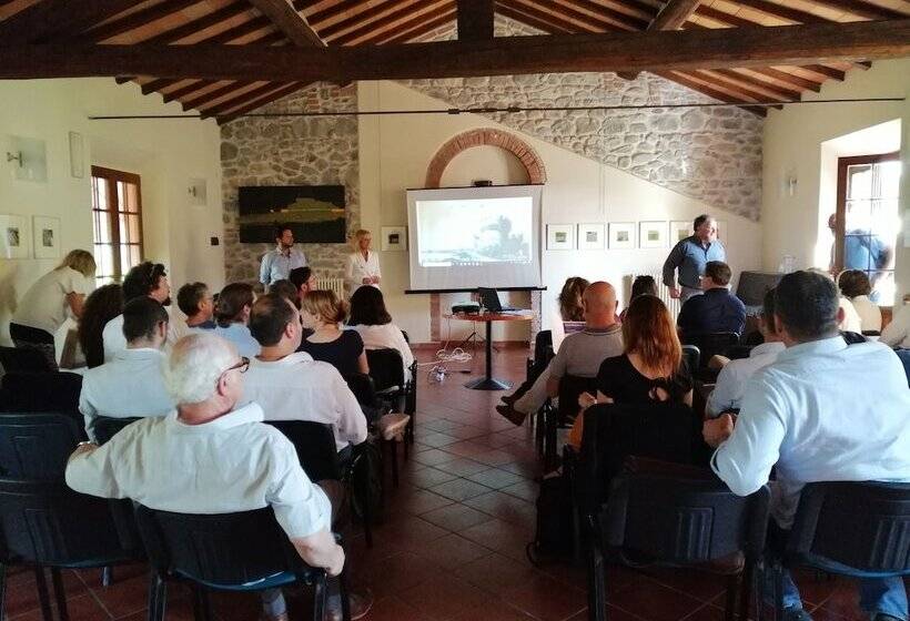 בית מלון כפרי Relais Santa Genoveffa