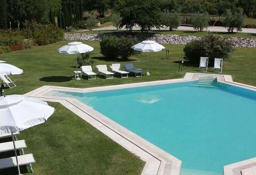 בית מלון כפרי Relais Santa Genoveffa