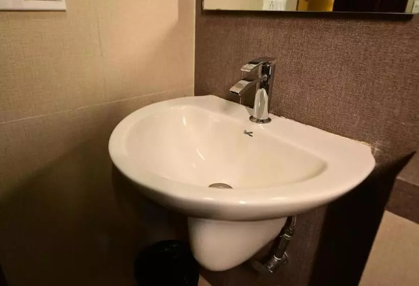 Hotel Sai Inn