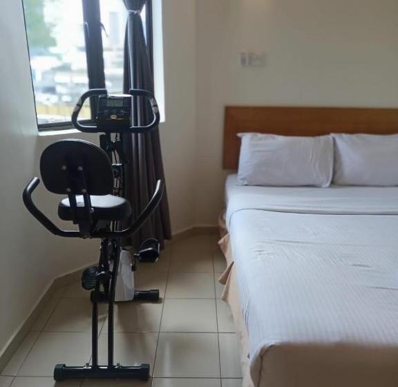 בית מלון כפרי Sri Sutra Pj 222