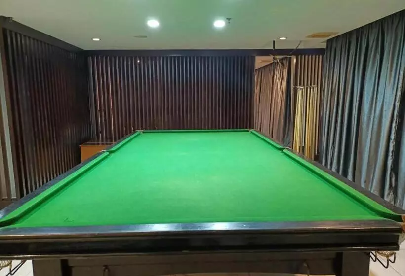 ホテル Sri Sutra Pj 222