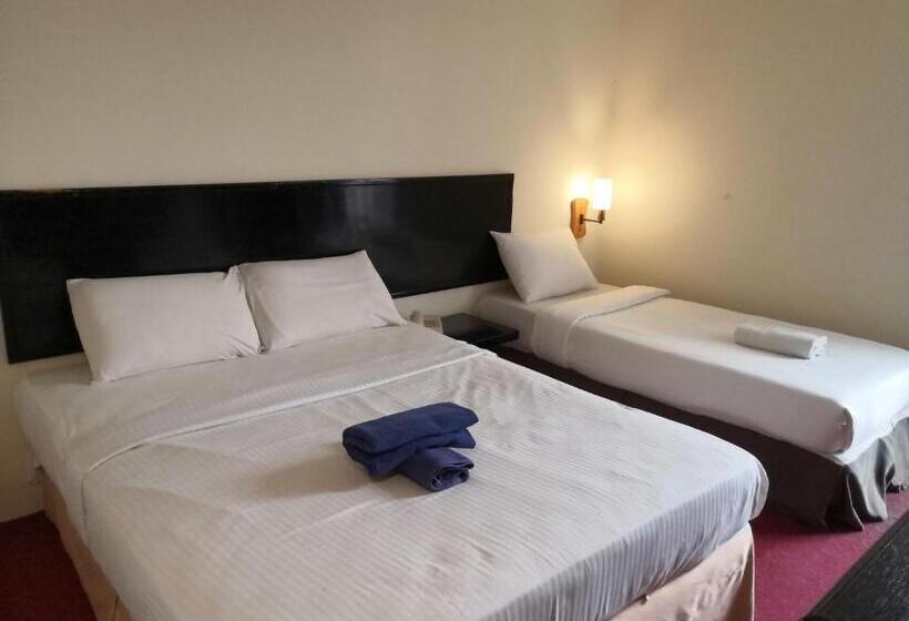 בית מלון כפרי Sri Sutra Pj 222