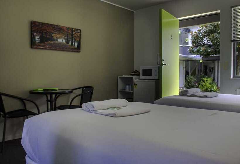 בית מלון כפרי Te Henui Lodge