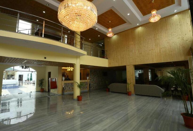 Hotel The Grand Mamta