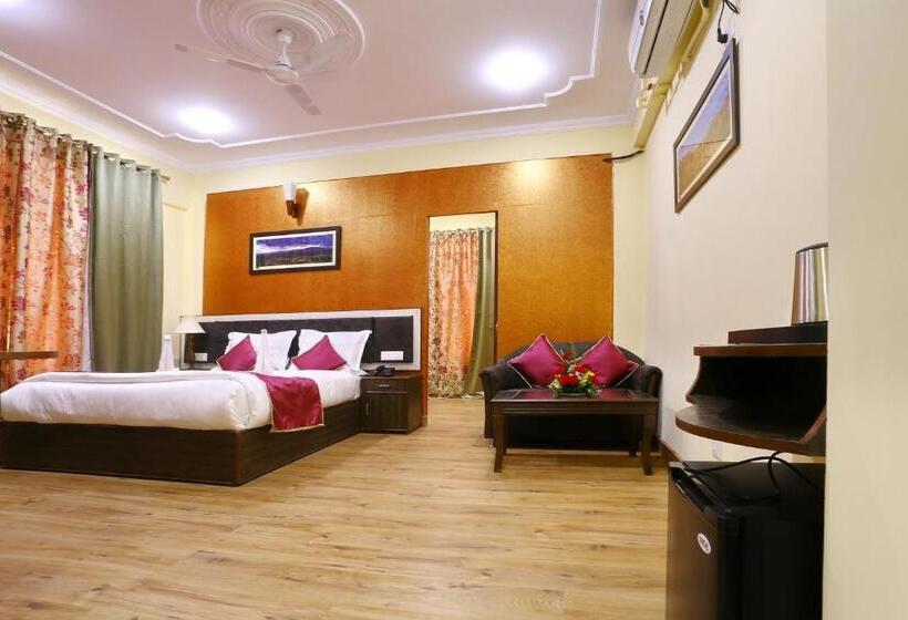 Hotel The Grand Mamta