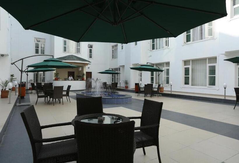 Hotel The Grand Mamta