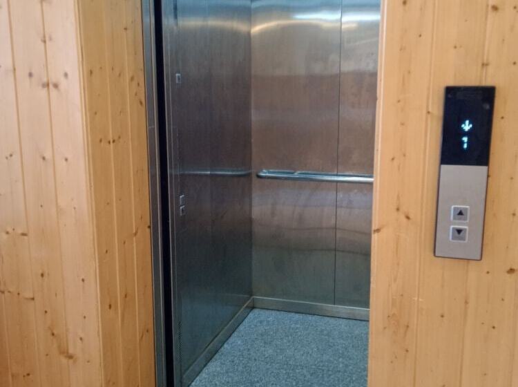 Hotel The Grand Mamta