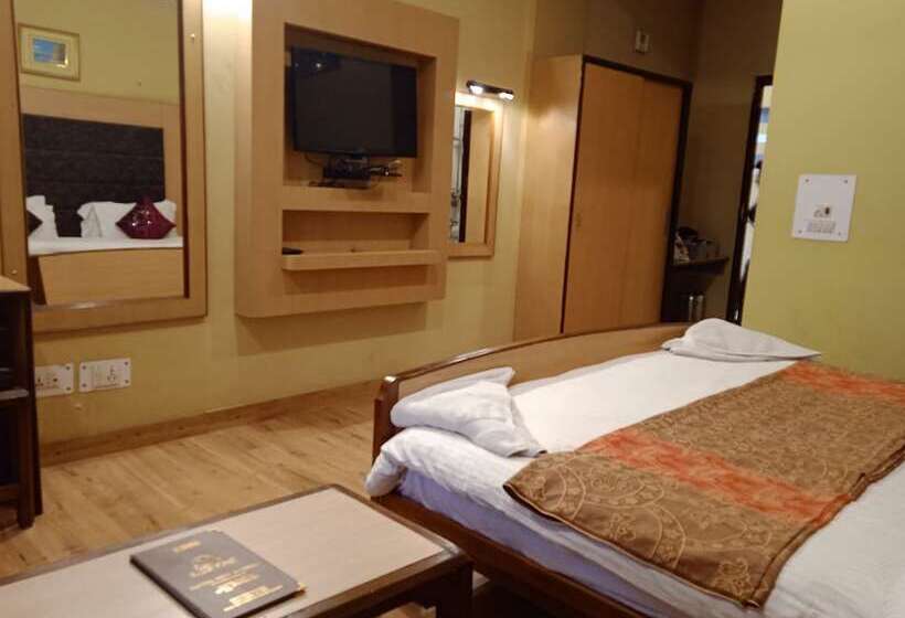 Hotel The Grand Mamta