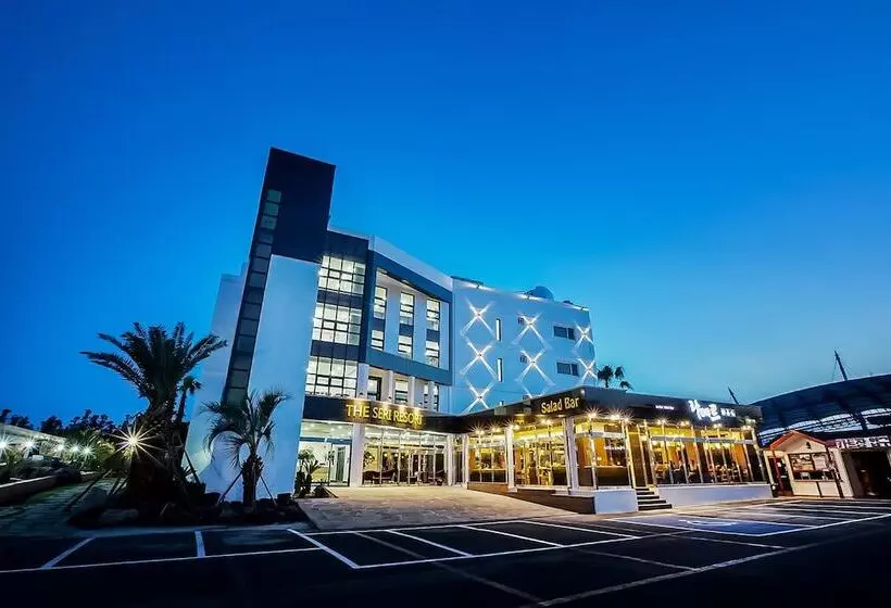 ホテル The Seri Resort