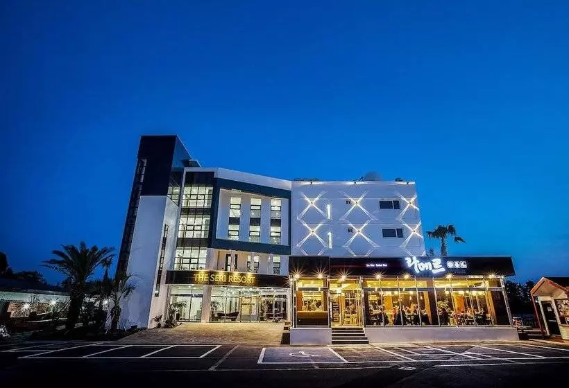 ホテル The Seri Resort