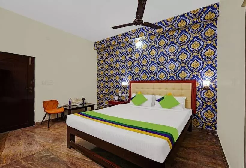 هتل Treebo Grace Inn, 3 Min Walk From Promenade Beach