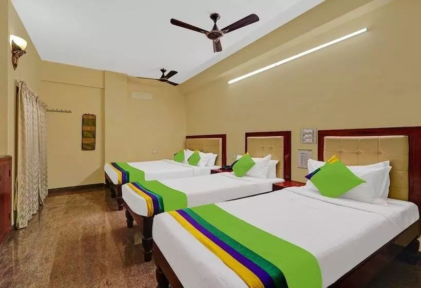 هتل Treebo Grace Inn, 3 Min Walk From Promenade Beach