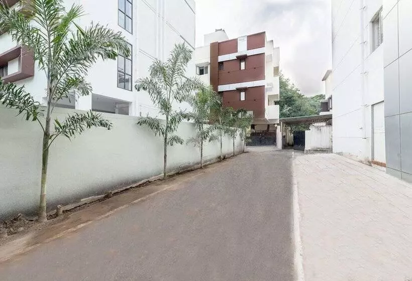 هتل Treebo Nestlay Casa
