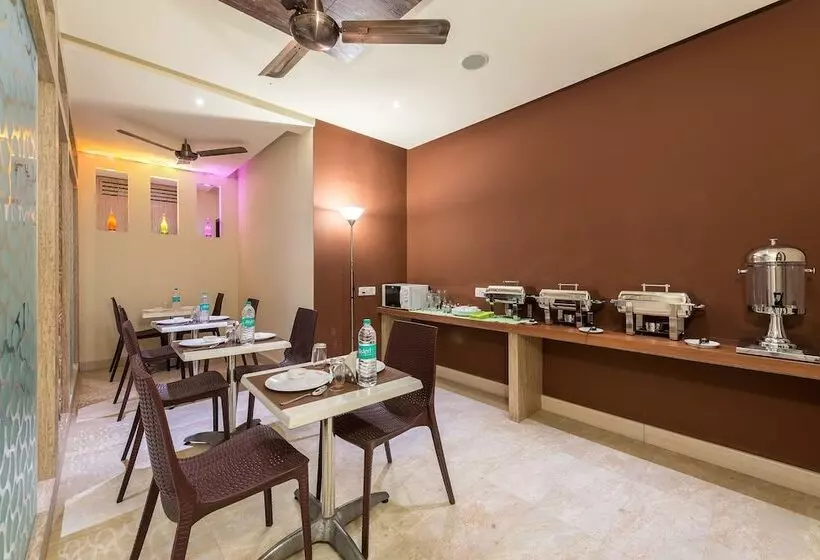 هتل Treebo Nestlay Casa
