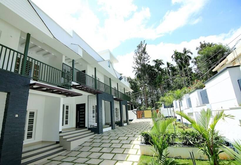 Le Villagio Resort & Domes