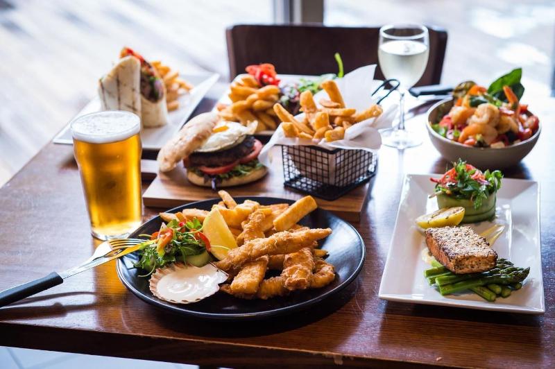 モーテル Queens Beach